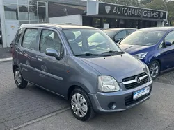 Grau Gebraucht 2005 Opel Agila Edition Limousine | 2.490 € (Etwas zu teuer)