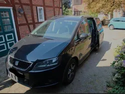 Schwarz Gebraucht 2015 Seat Alhambra Van / Kleinbus | 6.750 €