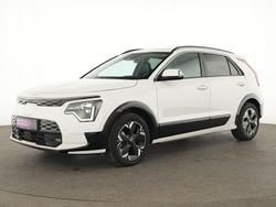 Weiß Gebraucht 2023 Kia e-Niro Spirit SUV | 25.665 € (Guter Preis)