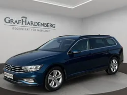 Blau Gebraucht 2023 VW Passat Business Kombi | 30.900 € (Fairer Preis)