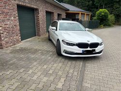 Weiß Gebraucht 2018 BMW 520 Luxury Line Kombi | 23.900 € (Fairer Preis)