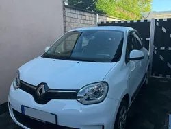 Weiß Gebraucht 2021 Renault Twingo Life Kleinwagen | 8.500 € (Guter Preis)