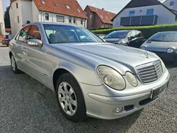 Brillantsilber Gebraucht 2002 Mercedes E220 Limousine | 2.990 € (Fairer Preis)