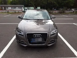 Grau Gebraucht 2012 Audi A3 Sportback Ambiente Kombi | 9.950 € (Etwas zu teuer)
