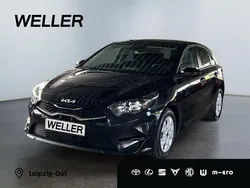Schwarz Gebraucht 2024 Kia Ceed Vision Limousine | 18.990 € (Superpreis)
