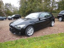 Schwarz Gebraucht 2013 BMW 114 Sport Line Kleinwagen | 5.999 € (Fairer Preis)