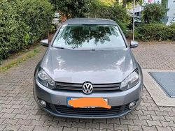 Grau Gebraucht 2009 VW Golf VI Kombi | 8.000 €