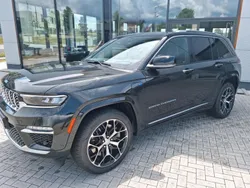 Grau Gebraucht 2023 Jeep Grand Cherokee Summit SUV | 77.990 € (Fairer Preis)