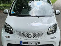 Weiß Gebraucht 2014 Smart ForFour Kleinwagen | 5.001 € (Fairer Preis)