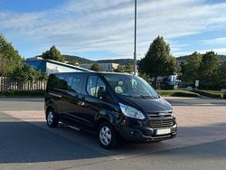 Schwarz Gebraucht 2016 Ford Tourneo Titanium Van / Kleinbus | 13.499 € (Superpreis)