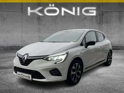 Weiß Gebraucht 2023 Renault Clio V Evolution Limousine | 14.499 € (Fairer Preis)