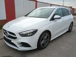 Weiß metallic Gebraucht 2020 Mercedes B180 AMG line Van / Kleinbus | 25.600 € (Fairer Preis)