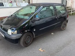 Schwarz Gebraucht 2006 Renault Twingo Kleinwagen | 700 €