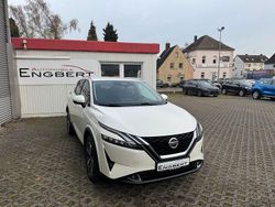 Weiß Gebraucht 2022 Nissan Qashqai N-Connecta SUV | 24.990 € (Fairer Preis)