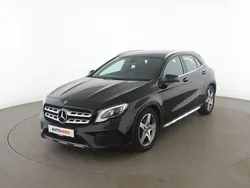 Schwarz Gebraucht 2018 Mercedes GLA180 AMG line SUV | 21.530 € (Teuer)