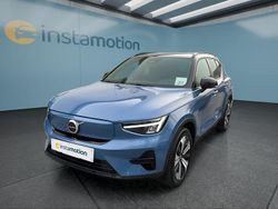 Blau Gebraucht 2022 Volvo XC40 SUV | 33.799 € (Teuer)