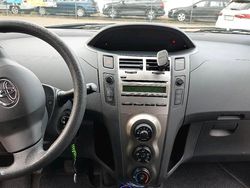 Blau Gebraucht 2009 Toyota Yaris Kleinwagen | 4.000 € (Fairer Preis)