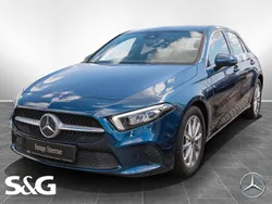 Denimblau metallic Gebraucht 2020 Mercedes A180 Progressive Limousine | 18.877 € (Guter Preis)