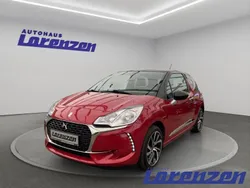 Lackierung rot rubi+schwarz on Gebraucht 2016 DS Automobiles DS3 So Chic Limousine | 8.980 € (Fairer Preis)