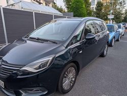 Grün Gebraucht 2018 Opel Zafira Business Innovation Kombi | 13.900 € (Guter Preis)