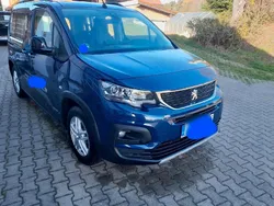 Blau Gebraucht 2023 Peugeot e-Rifter Allure Van / Kleinbus | 25.000 € (Teuer)