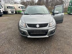 Grau Gebraucht 2012 Suzuki SX4 S-Cross SUV | 7.950 €