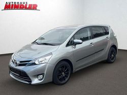 Silber Gebraucht 2013 Toyota Verso Comfort Van / Kleinbus | 10.300 € (Fairer Preis)