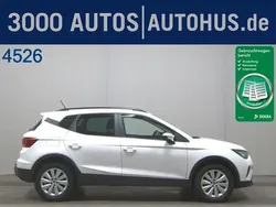 Weiß (nevada weiß metallic) Gebraucht 2023 Seat Arona FR SUV | 15.890 € (Guter Preis)