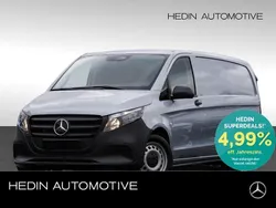 Silber Gebraucht 2025 Mercedes Vito Van / Kleinbus | 35.931 € (Fairer Preis)