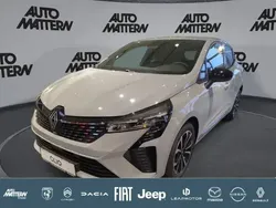 Grau Gebraucht 2024 Renault Clio V Techno Limousine | 18.989 € (Teuer)