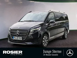 Schwarz / obsidianschwarz Gebraucht 2024 Mercedes V300 Avantgarde Van / Kleinbus | 72.950 € (Fairer Preis)