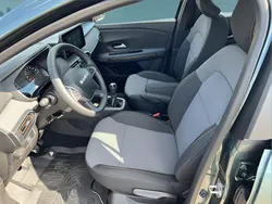 Grün Neu 2025 Dacia Sandero Stepway Kleinwagen | 19.999 € (Fairer Preis)