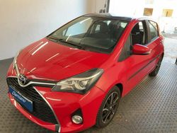 Rot Gebraucht 2016 Toyota Yaris Lounge | 16.440 €