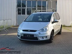 Silber Gebraucht 2009 Ford S-MAX Titanium Van / Kleinbus | 4.950 € (Fairer Preis)