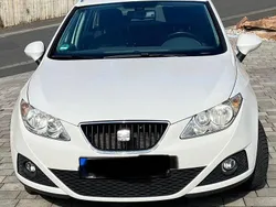 Weiß Gebraucht 2011 Seat Ibiza ST Copa Kombi | 3.145 € (Fairer Preis)