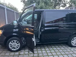 Schwarz Gebraucht 2017 VW T6 Van | 22.000 € (Etwas zu teuer)