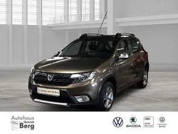 Braun Gebraucht 2017 Dacia Sandero Stepway Ambiance Kleinwagen | 7.850 € (Fairer Preis)