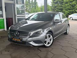 Grau Gebraucht 2014 Mercedes A200 Urban Limousine | 15.990 € (Fairer Preis)