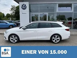 Weiß Gebraucht 2021 Seat Leon ST FR-Line Kombi | 22.700 € (Etwas zu teuer)