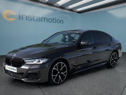 Grau Gebraucht 2022 BMW 540 Limousine | 55.299 € (Teuer)