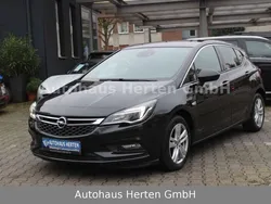 Schwarz Gebraucht 2016 Opel Astra Dynamic Limousine | 9.450 € (Fairer Preis)