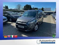 Grau Gebraucht 2016 Ford Tourneo Connect Titanium Van / Kleinbus | 12.990 € (Guter Preis)
