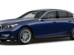 Blau Gebraucht 2024 BMW i5 Comfort Edition Limousine | 62.886 € (Fairer Preis)