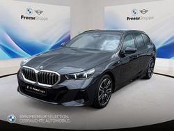 Sophistograu brillanteffekt me Gebraucht 2024 BMW 520 M Sport Kombi | 54.990 € (Guter Preis)
