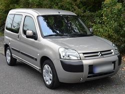 Beige Gebraucht 2004 Citroën Berlingo Van / Kleinbus | 1.599 € (Superpreis)