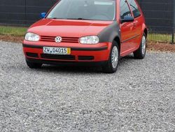 Schwarz Gebraucht 1999 VW Golf IV Limousine | 1.400 € (Fairer Preis)