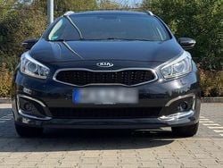 Schwarz Gebraucht 2016 Kia Ceed Platinum Edition Kombi | 8.190 € (Superpreis)