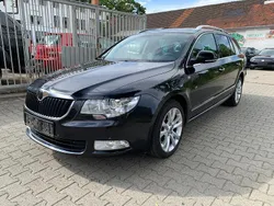Schwarz Gebraucht 2012 Skoda Superb Kombi | 3.500 € (Etwas zu teuer)