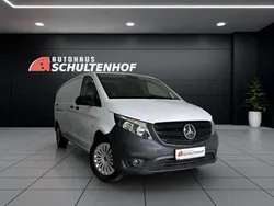 Weiß Gebraucht 2023 Mercedes Vito Van / Kleinbus | 28.999 € (Superpreis)