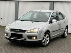 Silber Gebraucht 2007 Ford Focus Limousine | 1.400 € (Superpreis)